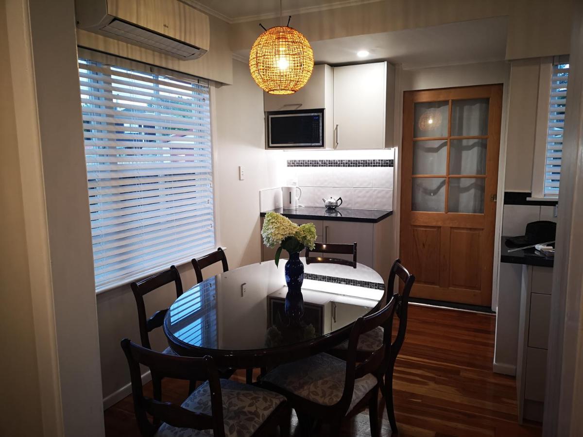 Cheerful 4 Bedroom Holiday Home روتوروا المظهر الخارجي الصورة